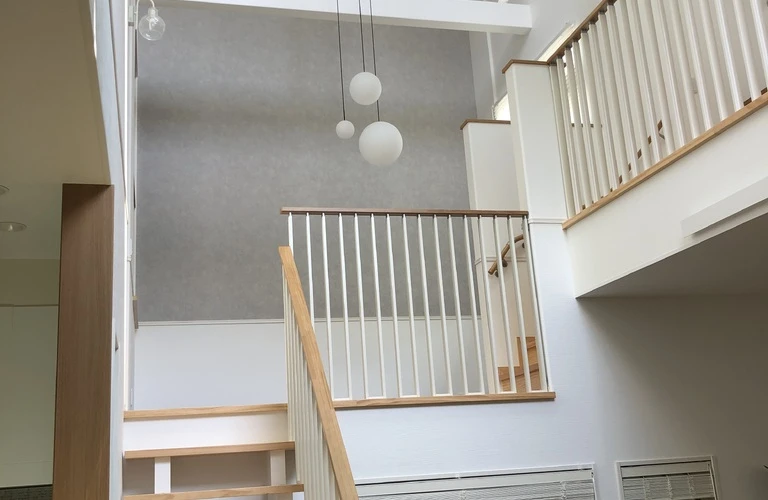 未経験からプロフェッショナルへ！寮完備で夢を実現する木造建築の世界へ