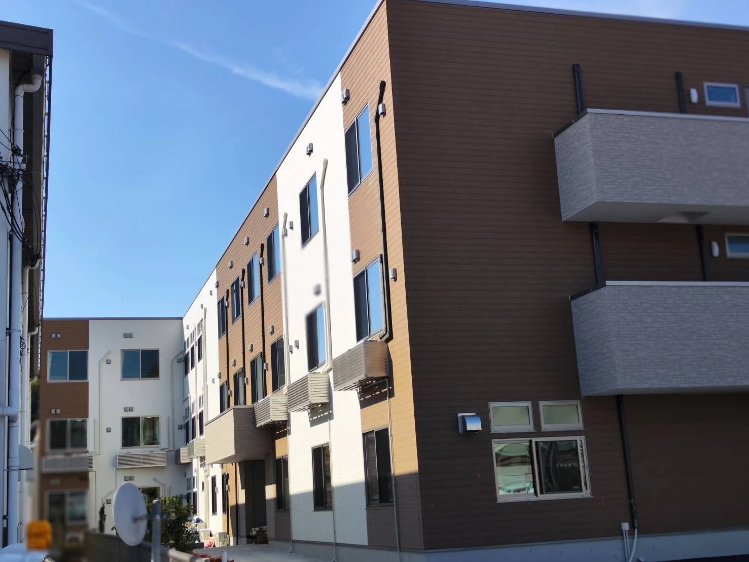 寮完備で安定生活！東大阪で大工の正社員を募集
